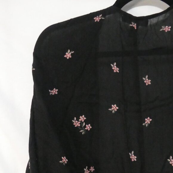 TORRID | 1/2 | Floral Open Front Kimono Jacket - Picture 9 of 16
